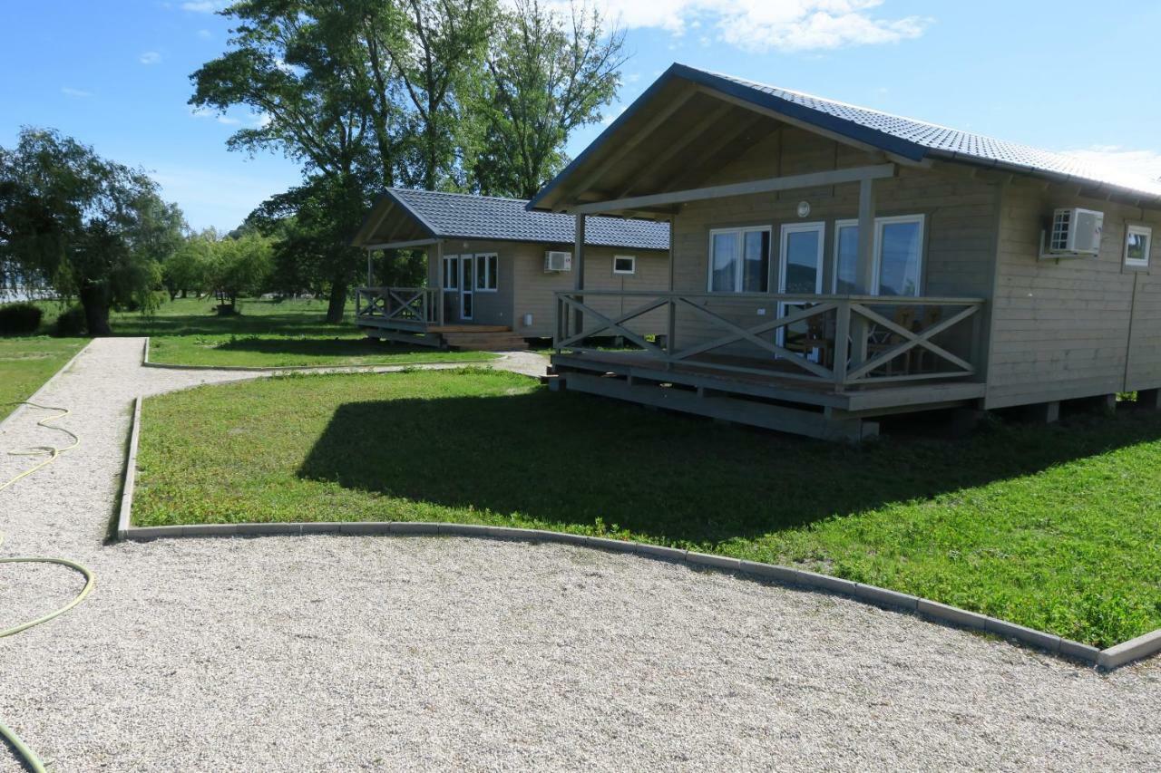 Bed and Breakfast Napsugar Club Es Panzio Фоньод Екстер'єр фото